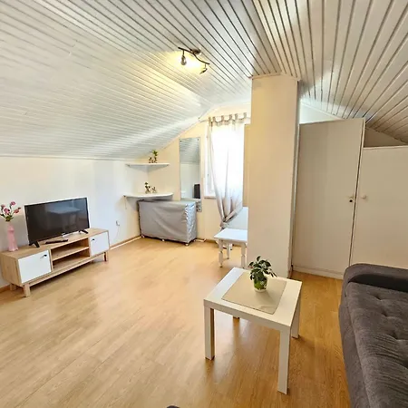 App Marinna Mit Terrasse By Interhome شقة *