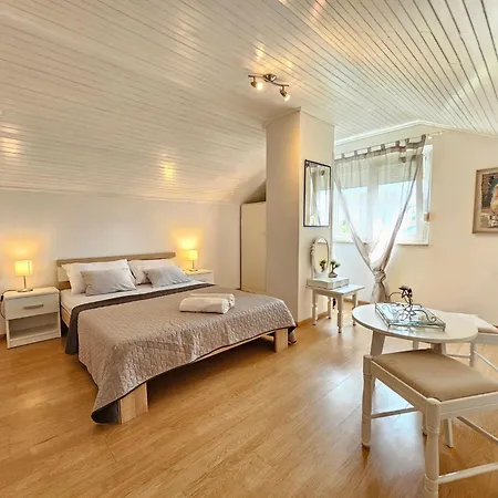 App Marinna Mit Terrasse By Interhome * تْسْغيكفانِتْسا